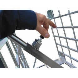 Piattaforma mobile per sostegno e spostamento materassi